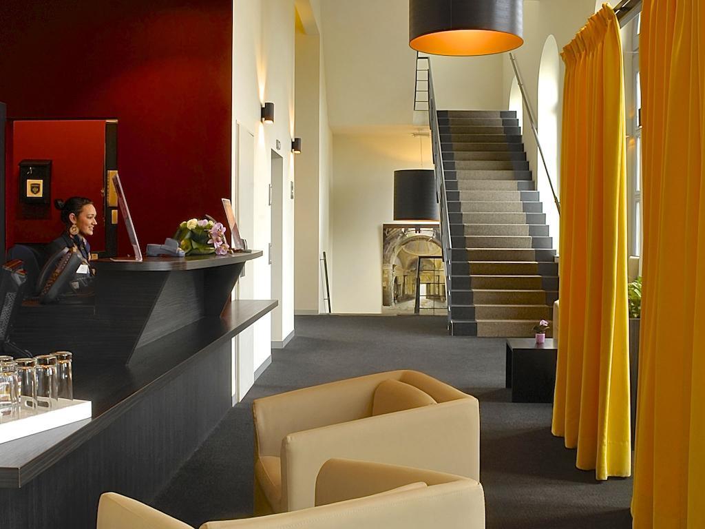Het Godshuis Hotel Sint-Laureins Exterior photo